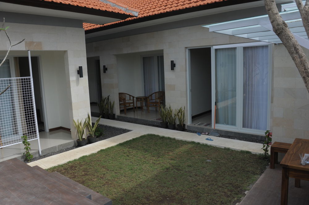 Wisma tamu Dean's Place Bali 3*